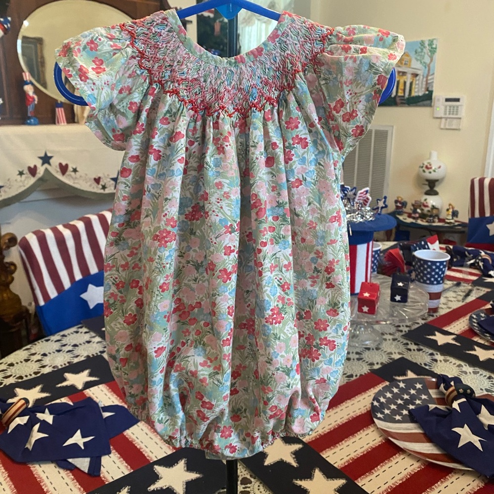 Isabel Garreton Smocked Infant Girls Romper size 24 months - Picture 15 of 16